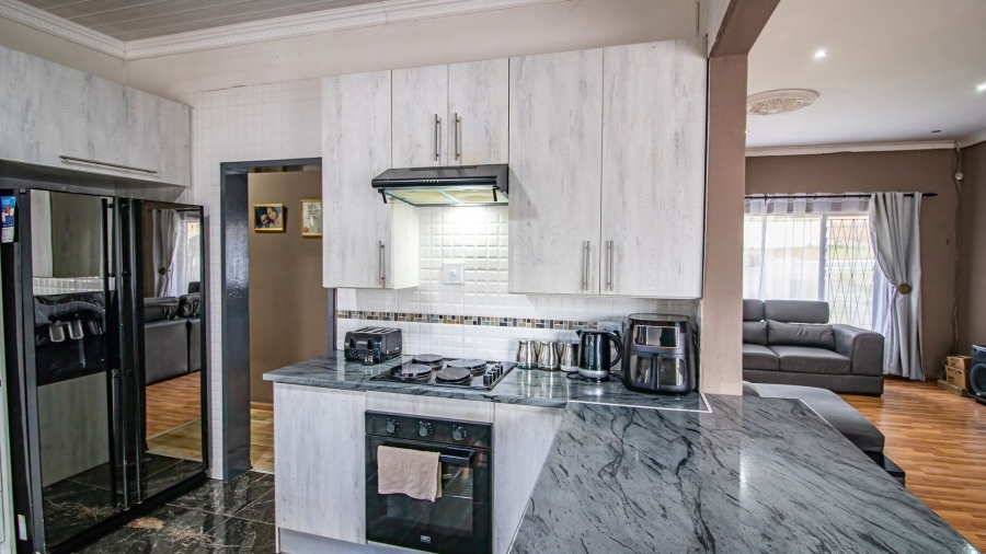 3 Bedroom Property for Sale in Amalinda Eastern Cape